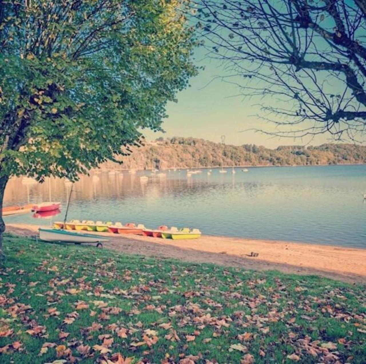 Studio Au Bord Du Lac D'Eguzon Buitenkant foto